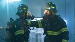 911 служба спасения 8 сезон 15 серия — кадр