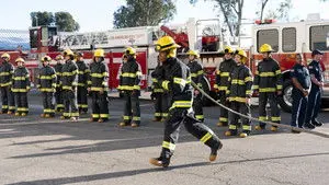 911 служба спасения 9 сезон 9 серия — кадр